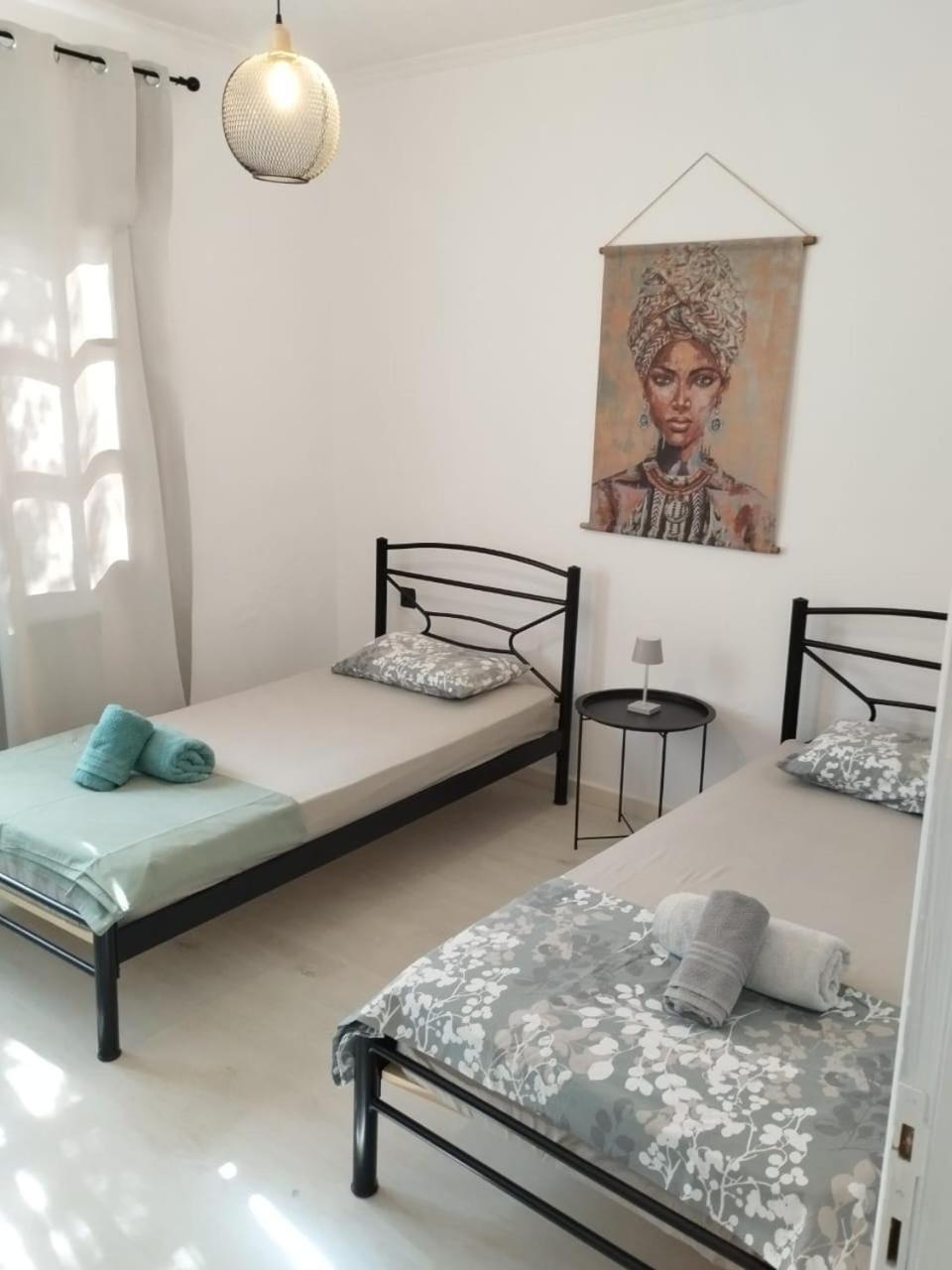 Black N' White Cozy Housegarden Alexandroupoli Bagian luar foto